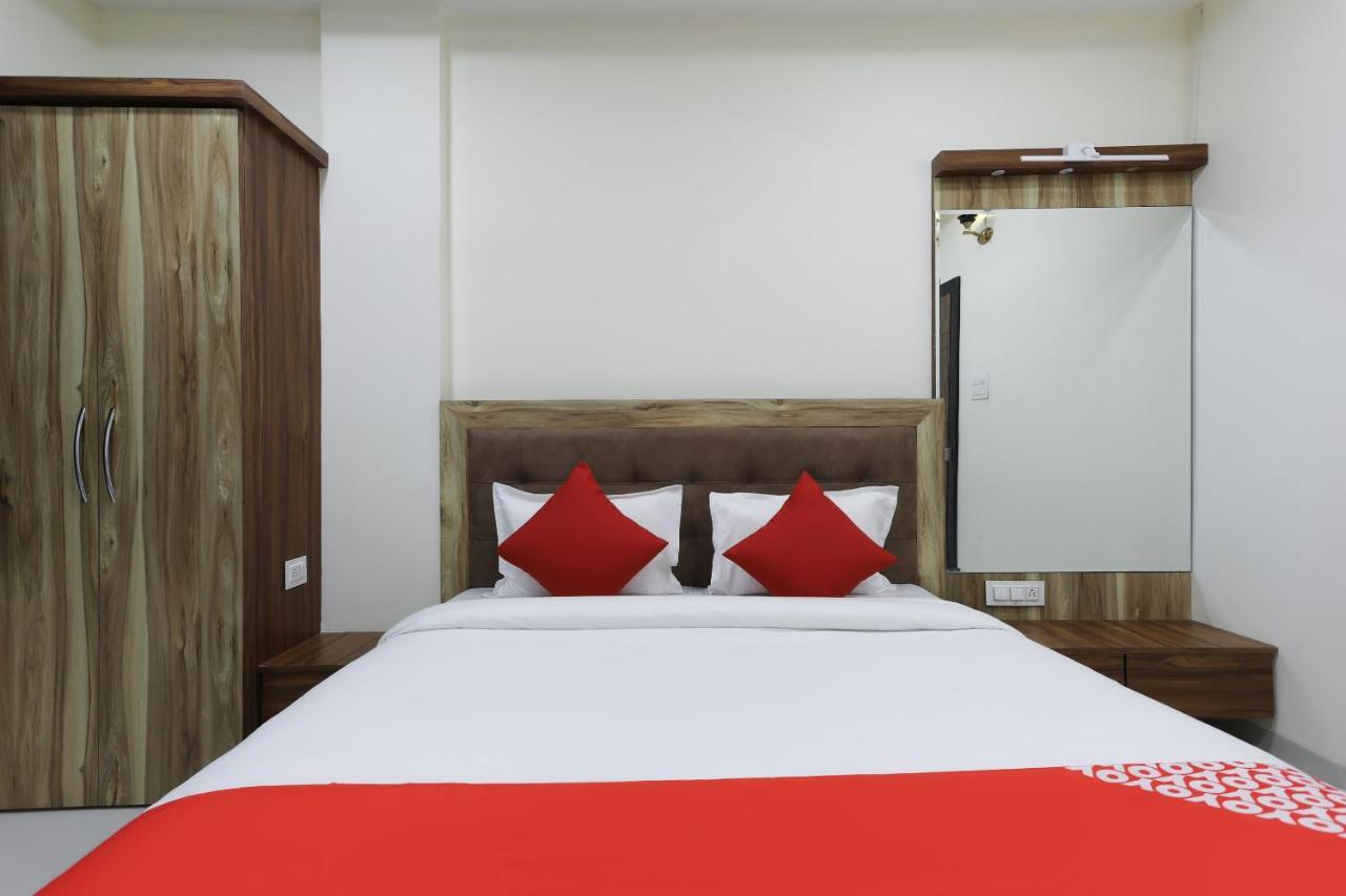 Oyo 60577 Sukhmani Residency Indore Exterior photo