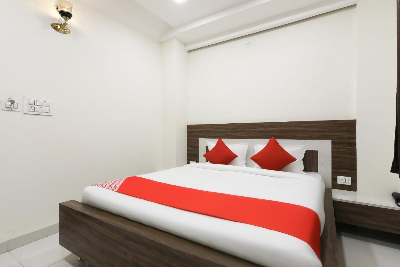 Oyo 60577 Sukhmani Residency Indore Exterior photo