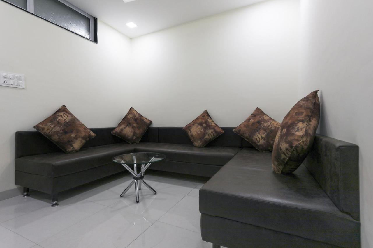 Oyo 60577 Sukhmani Residency Indore Exterior photo