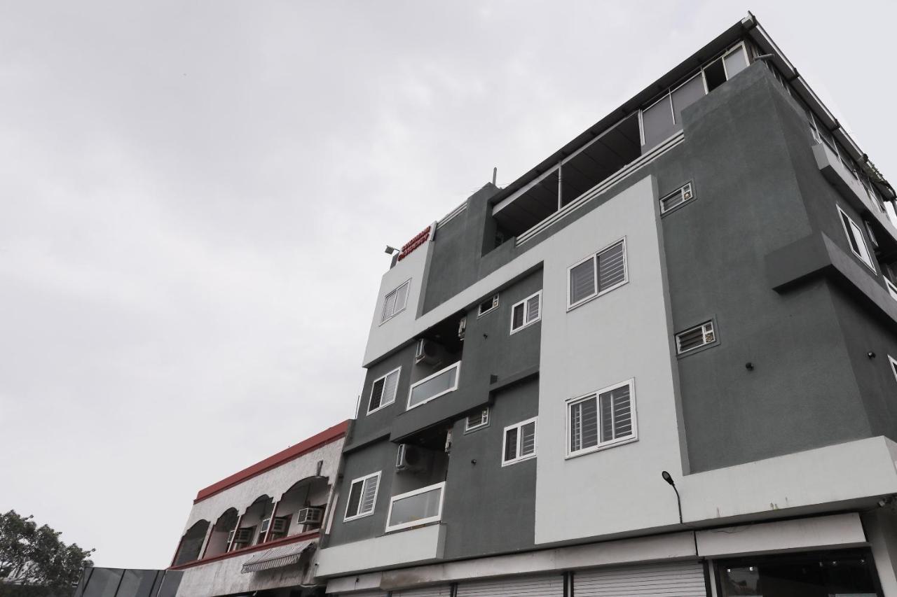 Oyo 60577 Sukhmani Residency Indore Exterior photo