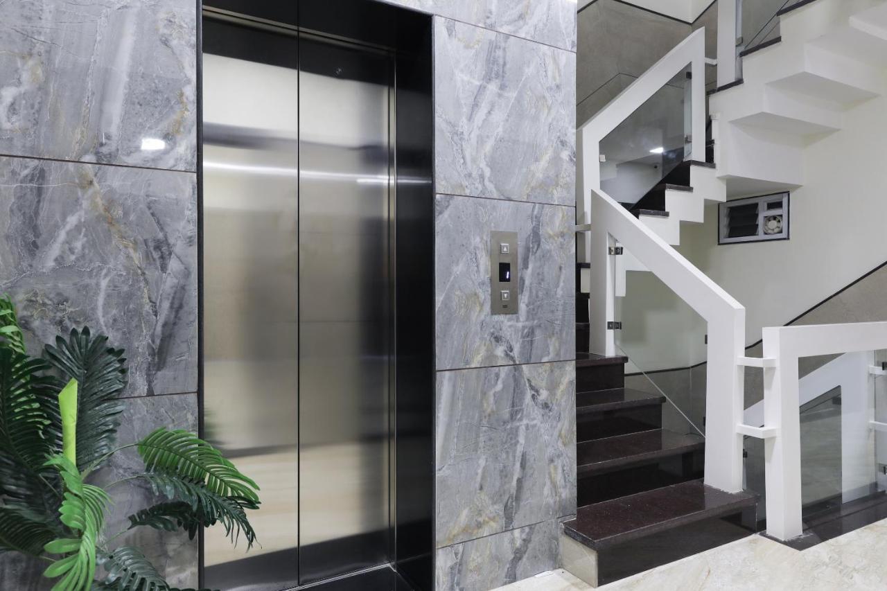 Oyo 60577 Sukhmani Residency Indore Exterior photo